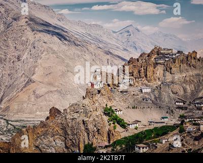 Dhankar gompa monastero buddista in Himalaya Foto Stock