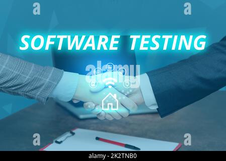 Testo che mostra il test del software Inspiration. L'indagine concettuale della foto fornisce le informazioni sulla qualità delle mani di esso che scuotono la firma del contratto che sblocca le nuove tecnologie futuristiche. Foto Stock