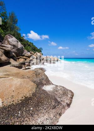 Seychelles , Praslin - Spiaggia dell'Anse Goeorgette Foto Stock