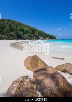 Seychelles , Praslin - Spiaggia dell'Anse Goeorgette Foto Stock