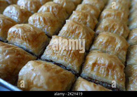 Baklava turca, dessert baklava primo piano, dessert baklava in turchia, baklava Gaziantep Foto Stock