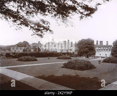 Case e giardini del Kent di Charles Essenhigh Corke. Tra cui il Castello di Hever, il Mote di Ightham, il Penshurst Place e la Knole House. Foto Stock