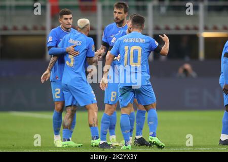 Milano, Italia. 04th giugno, 2022. Campionato A Gruppo 3 - partita di calcio Italia vs Inghilterra allo Stadio San Siro di Milano il 23 settembre 2023. Credit: Independent Photo Agency/Alamy Live News Foto Stock