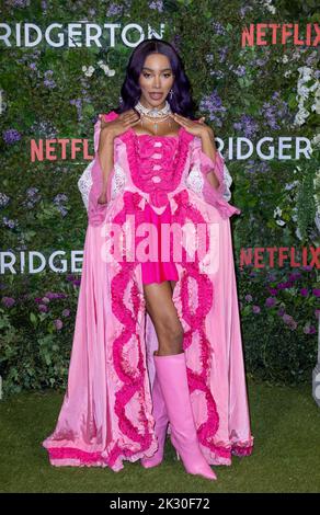 Munroe Bergdorf partecipa alla prima mondiale di 'Bridgerton' Stagione 2 alla Tate Modern quando: 22 Mar 2022 Credit: Phil Lewis/WENN Foto Stock