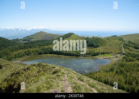 Portogallo, Azzorre, Lagoa Rasa lago a Serra Devassa Foto Stock