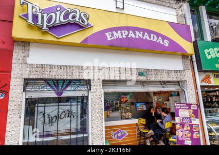 Bogotà Colombia, Chapinero Norte Carrera 11, ristoranti che mangiano fuori caffè informali, bistrot, bistrot, Tipicas Empanadas speci Foto Stock