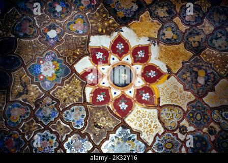 Amritsar India Baba Atol Tower dettaglio mosaico Foto Stock