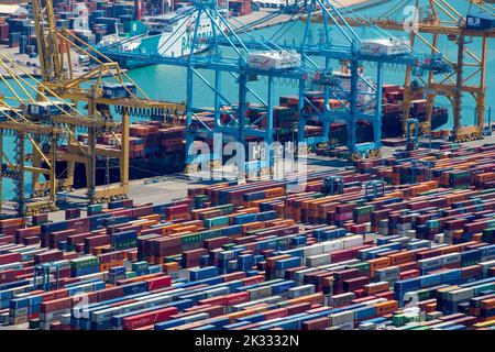 Contenitore porta a Barcellona, Spagna Foto Stock