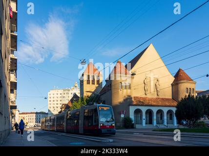 Wien, Vienna: chiesa Verklärungskirche (Chiesa della Trasfigurazione), distretto am Tabor nel 02. Leopoldstadt, Vienna, Austria Foto Stock