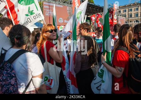 Roma, Italia 23/09/2022: Il Partito democratico chiude la campagna elettorale per le elezioni politiche italiane. Piazza del Popolo. © Andrea Sabbadini Foto Stock