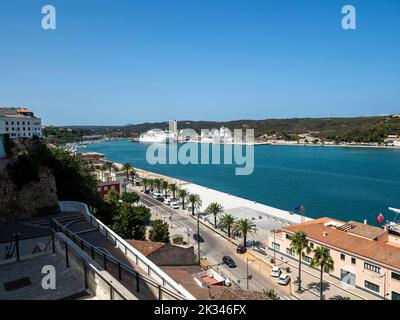 Port de Mao, vista del porto da Parc Rochina, Mahon, Minorca, Isole Baleari, Spagna Foto Stock