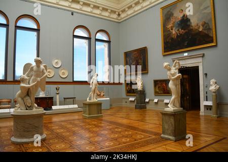 Stoccolma, Svezia, settembre 2022: Varie statue esposte al Museo Nazionale di Belle Arti (Nationalmuseum) Foto Stock