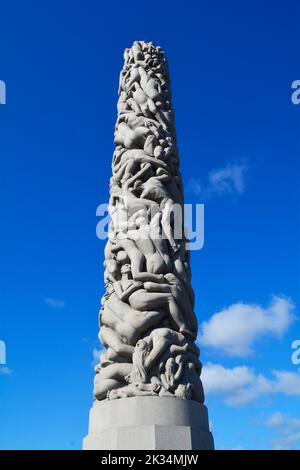 Oslo, Norvegia, 2022 settembre: Parco Frogner, un parco pieno di sculture dello scultore norvegese Gustav Vigeland. Foto Stock