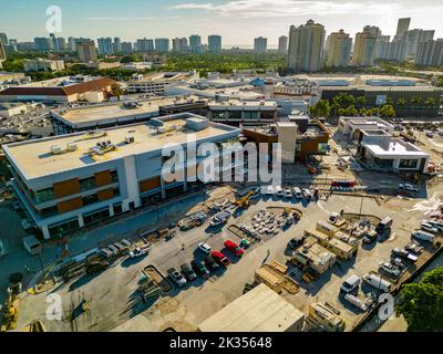 aventura, FL, USA - 19 settembre 2022: Fotografia aerea Aventura Mall in fase di ampliamento Foto Stock