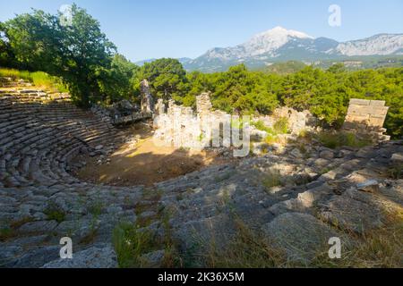 Anfiteatro romano in rovina a Phaselis, Tekirova, Provincia di Antalya, Turchia Foto Stock