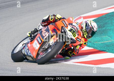 Barcellona, Spagna. 25th settembre 2022; circuito Barcelona Catalunya, Barcellona, Spagna: World Superbike Catalunya Round; superpole, Alvaro Bautista (ESP) in sella a Ducati Panigale V4R per Aruba.it Ducatei Racing Credit: Action Plus Sports Images/Alamy Live News Foto Stock