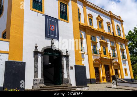 Il Palazzo del Capitano Generale, un tempo sede del governo e ora museo, ad Angra do Heroismo, Isola di Terceira, Azzorre, Portogallo. Foto Stock
