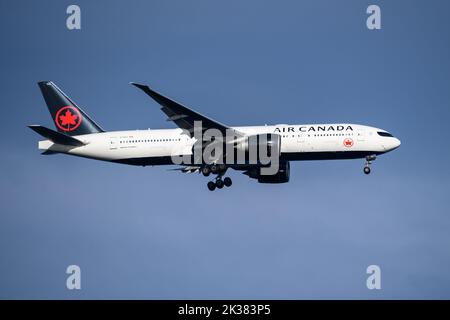 Delta Airlines Airbus A350 con arrivo all'aeroporto di Sydney Foto Stock