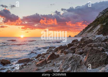 Veduta aerea di Portonovo nelle Marche in Italia Foto Stock