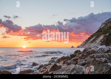 Veduta aerea di Portonovo nelle Marche in Italia Foto Stock