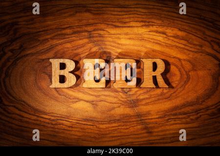 Birra parola - Iscrizione da lettere di legno primo piano Foto Stock