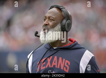 Chicago, Stati Uniti. 25th Set, 2022. Houston Texans capo allenatore Lovie Smith a margine durante una partita contro gli orsi Chicago al Soldier Field di Chicago Domenica, 25 settembre 2022. Foto di Mark Black/UPI Credit: UPI/Alamy Live News Foto Stock