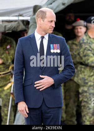 Guildford, Inghilterra. REGNO UNITO. 16 Settembre 2022. Il Principe William, Principe di Galles, visita il Centro di addestramento dell'Esercito Pirbright per incontrare le truppe del Commonwealth che lo guerrono Foto Stock