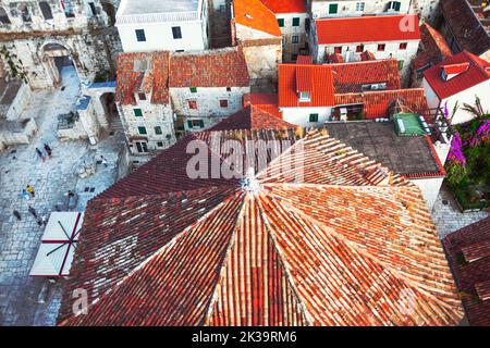 Vista aerea sui tetti della città vecchia . Split Croazia centro Foto Stock