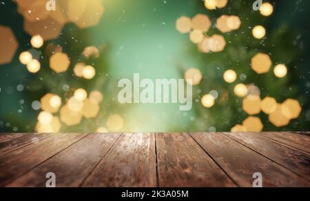 Festivo sfondo tavolo di legno con luci albero di natale. Foto Stock