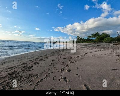 Bella Playa Conchal, una spiaggia fatta di conchiglie, Guanacaste, Costa Rica Foto Stock