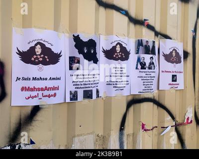 Manifesti a sostegno di Masha Amini, ucciso dalla polizia iraniana, Lione, Francia Foto Stock