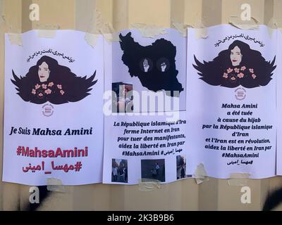 Manifesti a sostegno di Masha Amini, ucciso dalla polizia iraniana, Lione, Francia Foto Stock