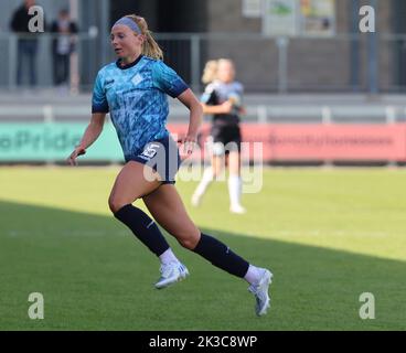 DARTFORD INGHILTERRA - SETTEMBRE 25 : Hayley Nolan di London City Lionesses durante la partita di Women's Championship tra London City Lionesses Women Against Foto Stock