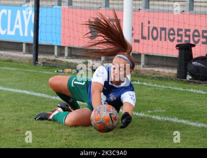 DARTFORD INGHILTERRA - Settembre 25 : Naoisha McAloon di Durham W.F.C durante la partita di campionato femminile tra le Lionesses di Londra Donne contro Durha Foto Stock
