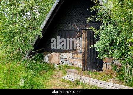 Moorhütte am ehemaligen Torfstich im Naturschutzgebiet Georgenfelder Hochmoor, Altenberg, Osterzgebirge, Sachsen, Deutschland, Europa. Capanna alla forma Foto Stock