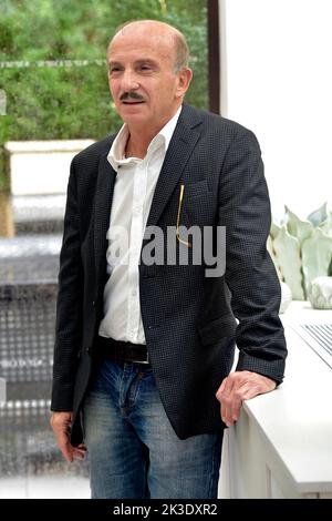 Roma, Italia. 26th Set, 2022. Carlo Buccirosso durante la fotocall del film tutti a Bando. Roma (Italia) 26 Settembre 2022 Credit: dpa/Alamy Live News Foto Stock