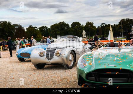 Best of show Talbot-Lago T26 GS Barchetta motto Hispano-Suiza H6C Dubonnet Xenia Aston Martin DBR22 durante la 6th edizione del Chantilly Arts & Elegance - Richard Mille al Domaine du Château de Chantilly, dal 24 al 25 settembre 2025, a Chantilly, Francia - Foto Antonin Vincent / DPPI Foto Stock