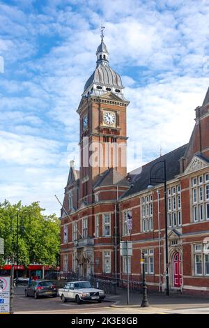 L'ex Municipio (ora scuola di danza), Regent Circus, Swindon, Wiltshire, Inghilterra, Regno Unito Foto Stock