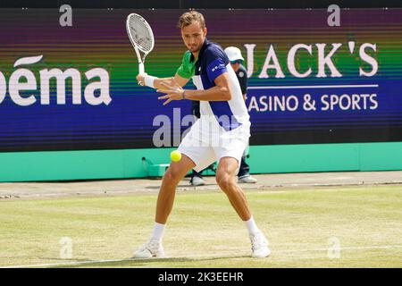 'S-HERTOGENBOSCH, PAESI BASSI - GIUGNO 12: Daniil Medvedev di Russia durante la partita finale Mens Singles tra Daniil Medvedev di Russia e Tim van Rijthoven dei Paesi Bassi all'Autotron il 12 Giugno 2022 in 's-Hertogenbosch, Paesi Bassi (Foto di Joris Verwijst/BSR Agency) Foto Stock