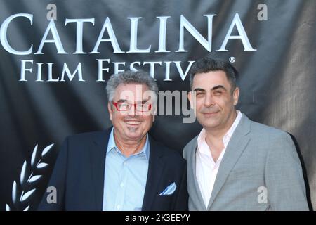 Avalon, Stati Uniti. 23rd Set, 2022. LOS ANGELES - SETTEMBRE 23: Christopher Knight, Phil Viardo al Catalina Film Festival 2022 - Venerdì Red Carpet al Casinò il 23 settembre 2022 ad Avalon, CA (Photo by Katrina Jordan/Sipa USA) Credit: Sipa USA/Alamy Live News Foto Stock