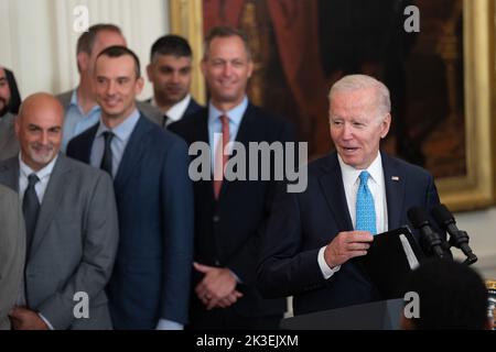 Il presidente degli Stati Uniti Joe Biden dà il benvenuto agli Atlanta Braves alla Casa Bianca a Washington, DC per celebrare il loro campionato di World Series 2021, 26 settembre 2022. Credit: Chris Kleponis/Pool/Sipa USA Credit: Sipa USA/Alamy Live News Foto Stock