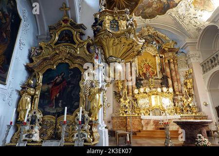 Barocke Pracht in der Klosterkirche Abtei St. Georgenberg, Tirol, Oesterreich, Stans Foto Stock