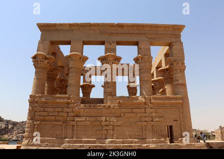 Chiosco di Traiano al tempio di Philae, Assuan Foto Stock