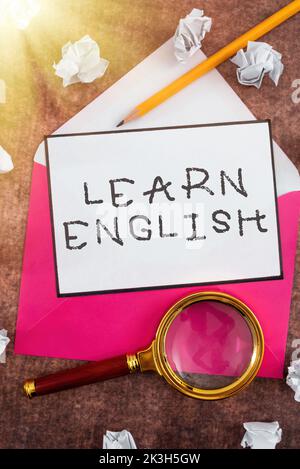 Testo scritto a mano Impara l'inglese. Business Concept linguaggio universale facile comunicazione e comprensione Foto Stock