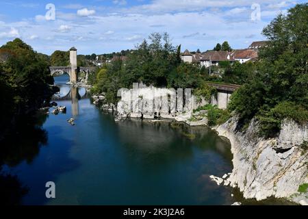 Il vecchio ponte romano Orthez, Francia Foto Stock