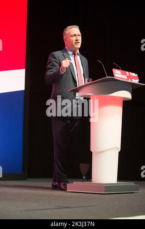 Liverpool, regno unito, 27/09/2022, Steve Reed, conferenza del partito laburista giorno tre discorsi mattina, MS Bank Arena Liverpool. (Terry Scott/SPP) Credit: SPP Sport Press Photo. /Alamy Live News Foto Stock