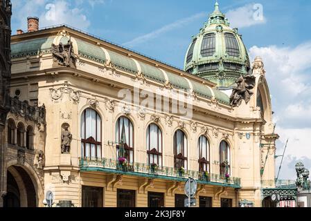 Praga - Repubblica Ceca - 08 01 2020 la Casa di rappresentanza, chiamata anche casa comunale in stile Art Nouveau Foto Stock