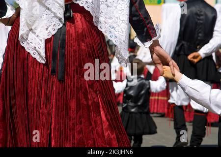 Costume tradizionale di Castiadas, Sagra delle Arance, Sagra delle arance, Muravera, Provincia di Cagliari, Sardegna, Italia Foto Stock