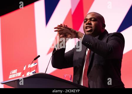 Liverpool UK 27 settembre 2022, DAVID LAMMY Shadow Secretary of state for Foreign, Commonwealth and Development Affairs at Labour Party Liverpool 27 settembre 2022 conferenza .Labour a Liverpool. Liverpool Kings Dock. Liverpool, Regno Unito. Immagine: gary Roberts/worldwidefeatures.com Foto Stock