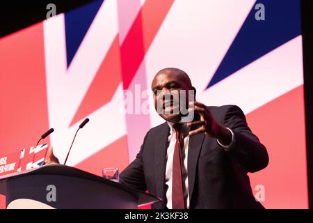 Liverpool UK 27 settembre 2022, DAVID LAMMY Shadow Secretary of state for Foreign, Commonwealth and Development Affairs at Labour Party Liverpool 27 settembre 2022 conferenza .Labour a Liverpool. Liverpool Kings Dock. Liverpool, Regno Unito. Immagine: gary Roberts/worldwidefeatures.com Foto Stock